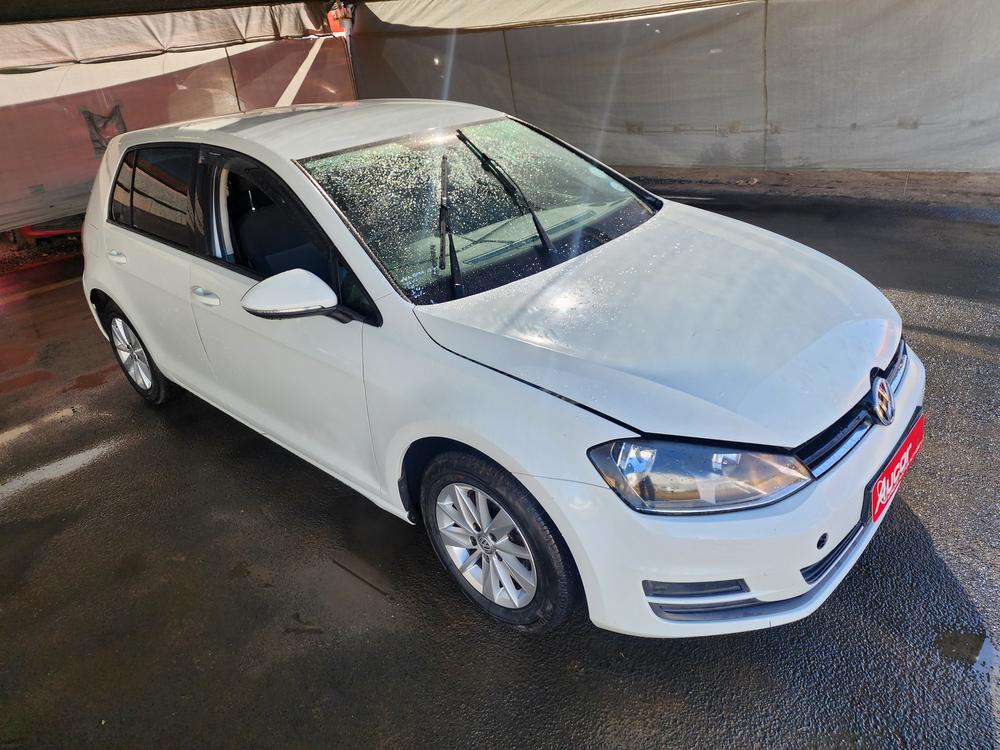 2014 VOLKSWAGEN GOLF VII 1.4 TSI TRENDLINE